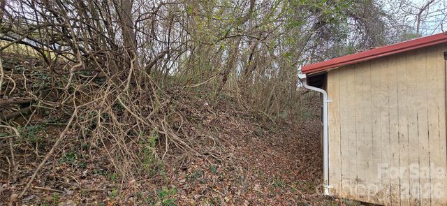 117 Greenvalley Place NE, Lenoir, NC 28645