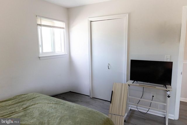 325 LONDONTOWN RD, Edgewater, MD 21037
