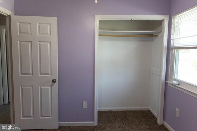 325 LONDONTOWN RD, Edgewater, MD 21037