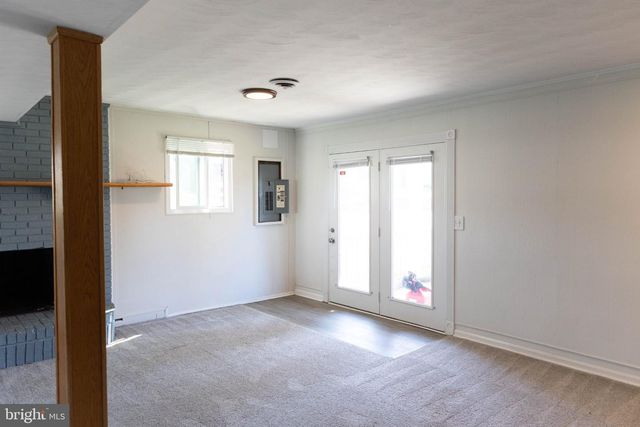 325 LONDONTOWN RD, Edgewater, MD 21037