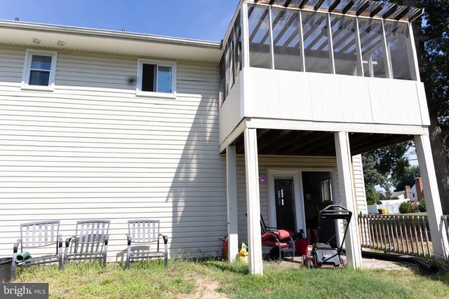 325 LONDONTOWN RD, Edgewater, MD 21037