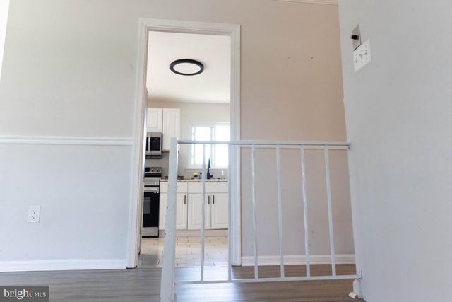 325 LONDONTOWN RD, Edgewater, MD 21037