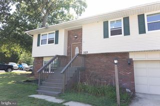 325 LONDONTOWN RD, Edgewater, MD 21037