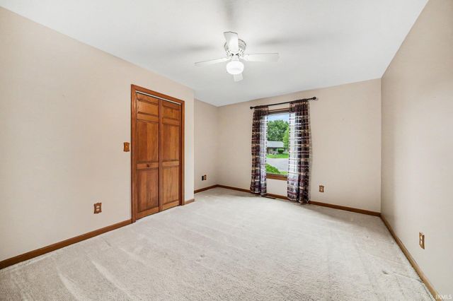 59675 Thornberry Court, South Bend, IN 46614