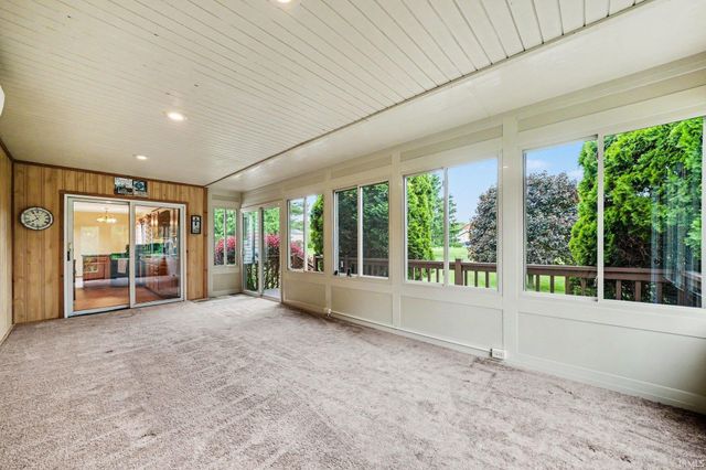59675 Thornberry Court, South Bend, IN 46614