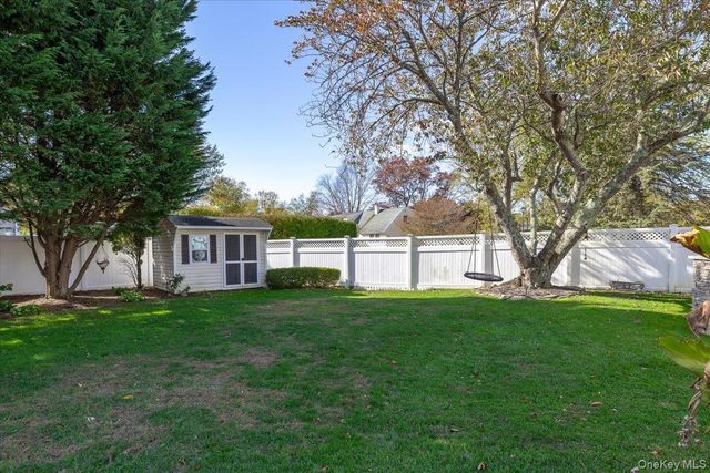 25 Morris Street, Port Jefferson Station, NY 11776