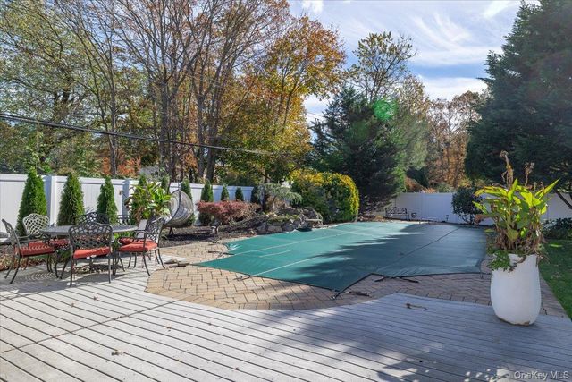 25 Morris Street, Port Jefferson Station, NY 11776