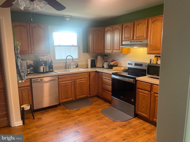 140 GEORGIA RD, Pennsville, NJ 08070