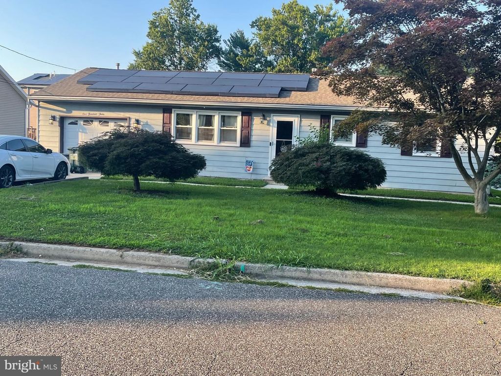 140 GEORGIA RD, Pennsville, NJ 08070