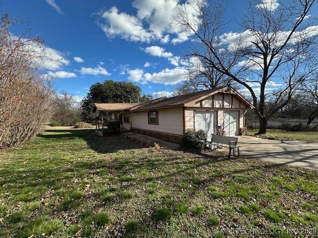 31716 E 723 Drive, Wagoner, OK 74467