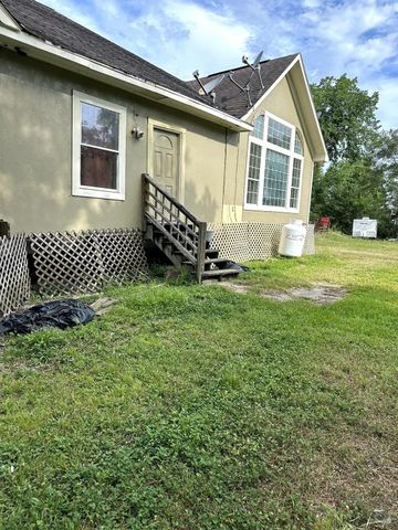 7207 County Road 194, Alvin, TX 77511