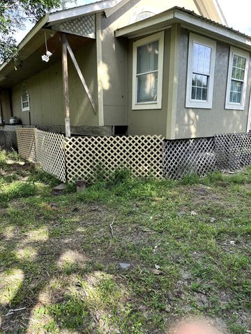 7207 County Road 194, Alvin, TX 77511