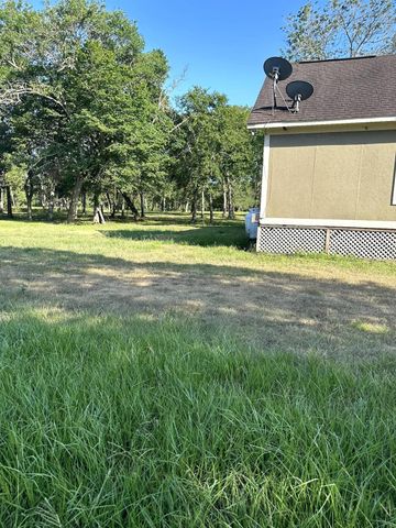 7207 County Road 194, Alvin, TX 77511
