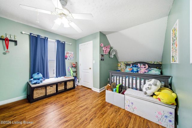 287 Cedar Place Dr, Shepherdsville, KY 40165