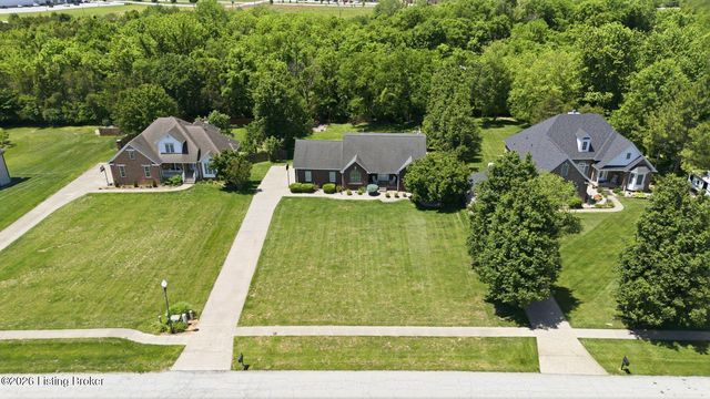 287 Cedar Place Dr, Shepherdsville, KY 40165