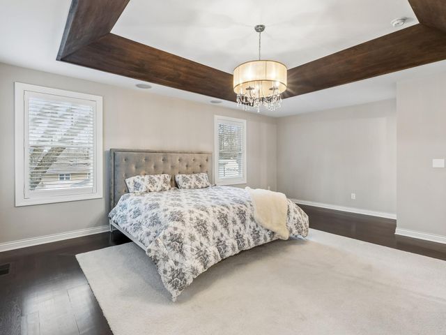 5524 Warden Avenue, Edina, MN 55436