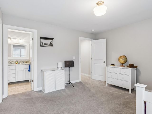 5524 Warden Avenue, Edina, MN 55436