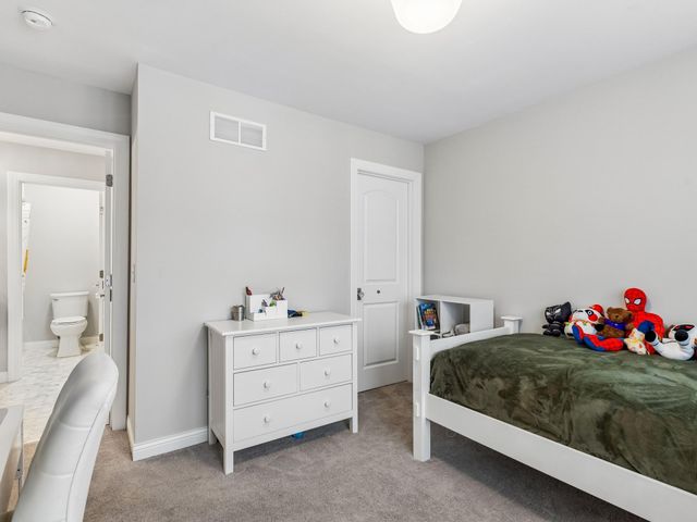 5524 Warden Avenue, Edina, MN 55436