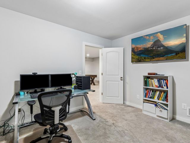 5524 Warden Avenue, Edina, MN 55436