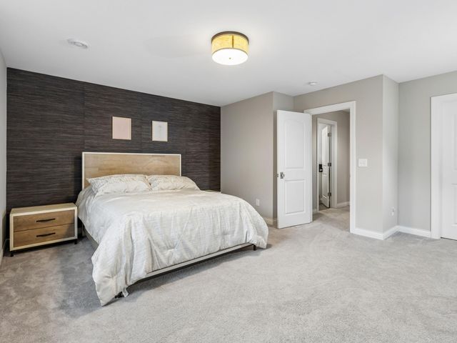 5524 Warden Avenue, Edina, MN 55436