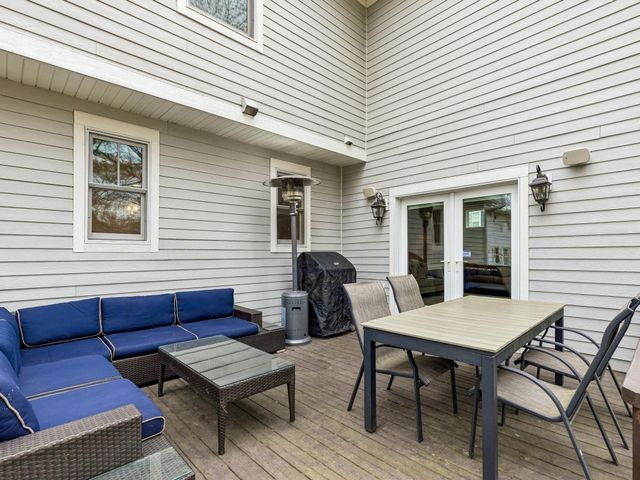 5524 Warden Avenue, Edina, MN 55436