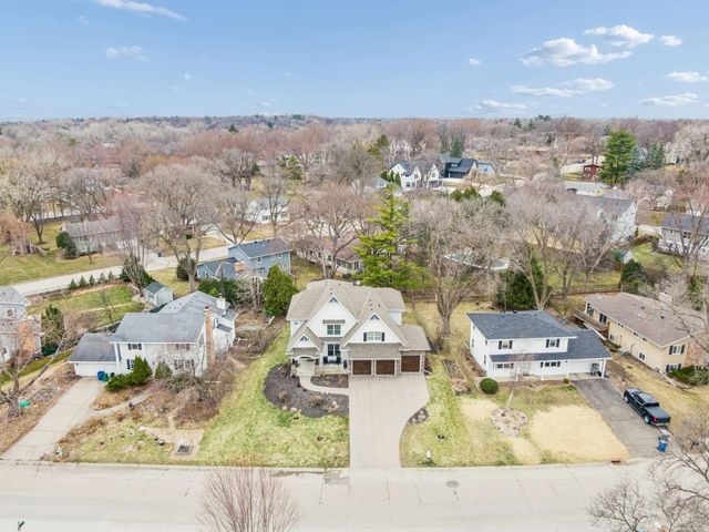 5524 Warden Avenue, Edina, MN 55436