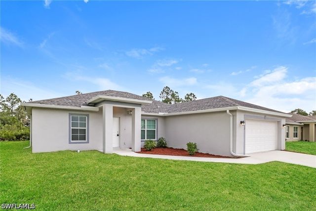 2712 18th ST W, Lehigh Acres, FL 33971