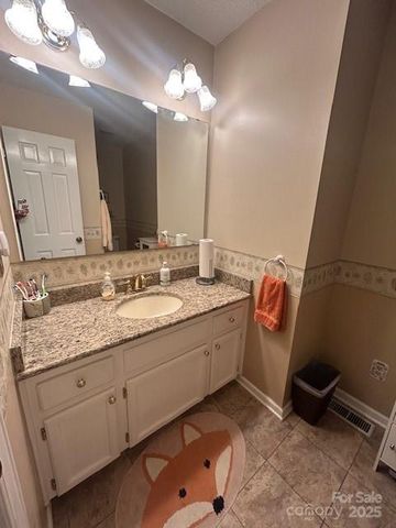 3616 Raven Hill Drive, Gastonia, NC 28056