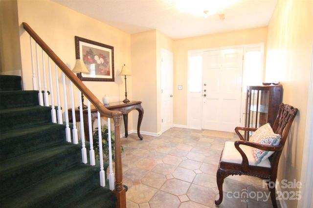 3616 Raven Hill Drive, Gastonia, NC 28056
