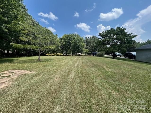 3616 Raven Hill Drive, Gastonia, NC 28056