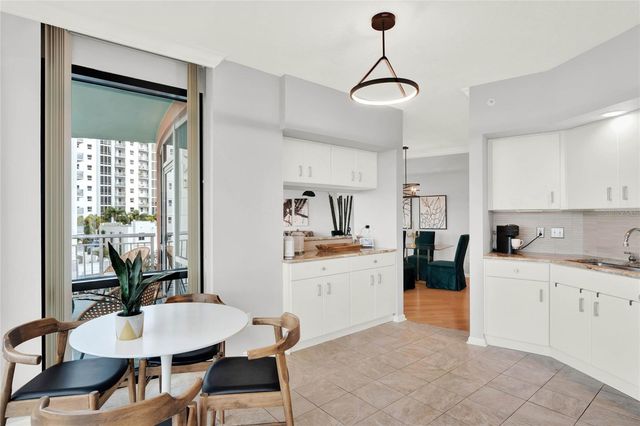 322 E CENTRAL BOULEVARD 901, Orlando, FL 32801