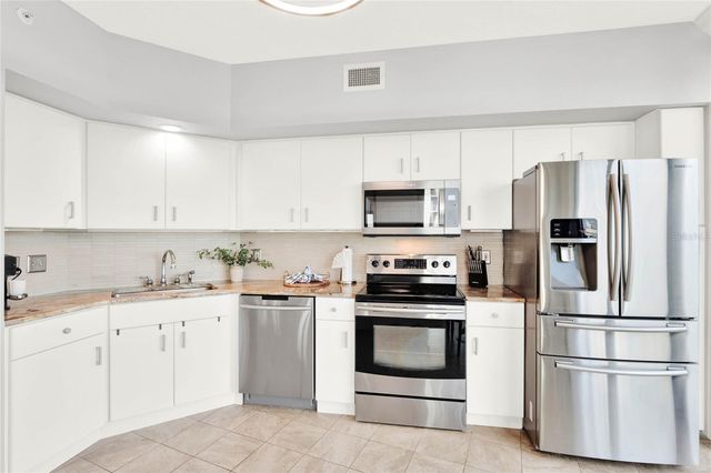 322 E CENTRAL BOULEVARD 901, Orlando, FL 32801