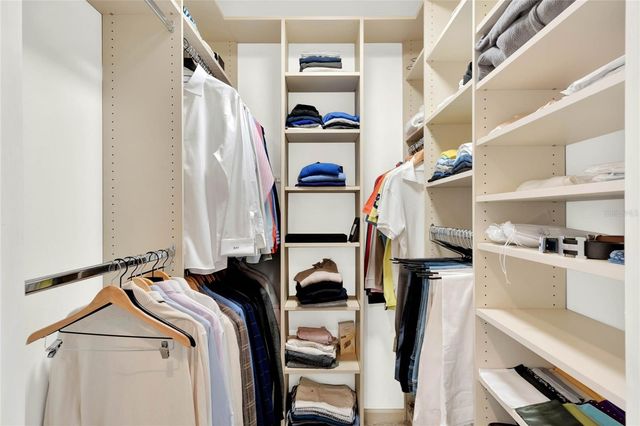 322 E CENTRAL BOULEVARD 901, Orlando, FL 32801