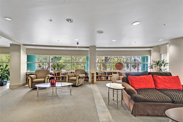 322 E CENTRAL BOULEVARD 901, Orlando, FL 32801