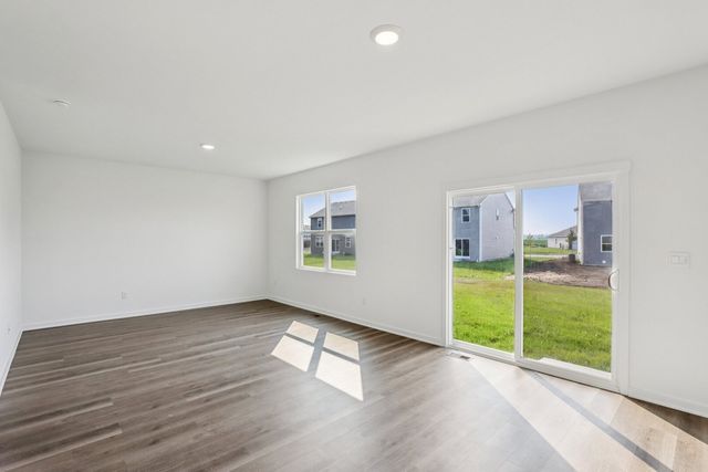 450 Vista Drive, Hampshire, IL 60140