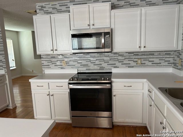 10438 Goldstone Dr, San Antonio, TX 78254