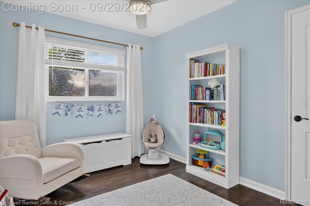 29100 Elmira Street, Livonia, MI 48150