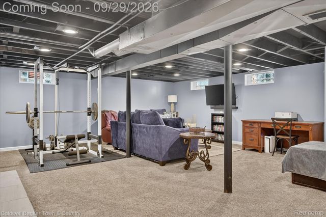 29100 Elmira Street, Livonia, MI 48150