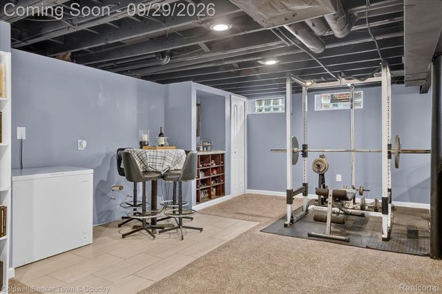 29100 Elmira Street, Livonia, MI 48150