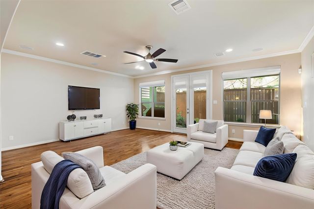 1107 Beall Landing Court, Houston, TX 77008