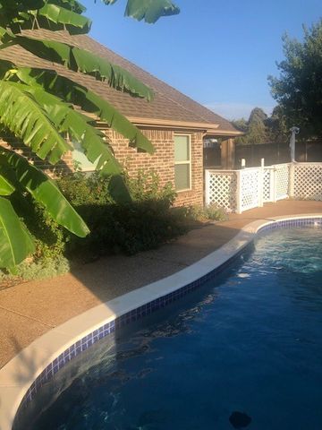 1901 Bay Laurel Drive, Weatherford, TX 76086