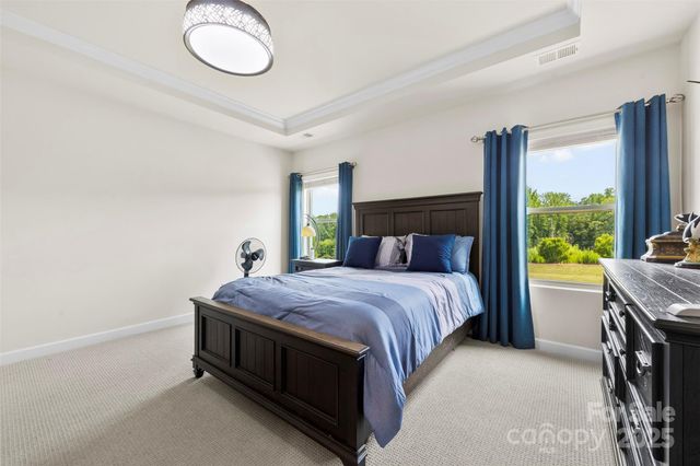 5727 Lavaux Court, Charlotte, NC 28214