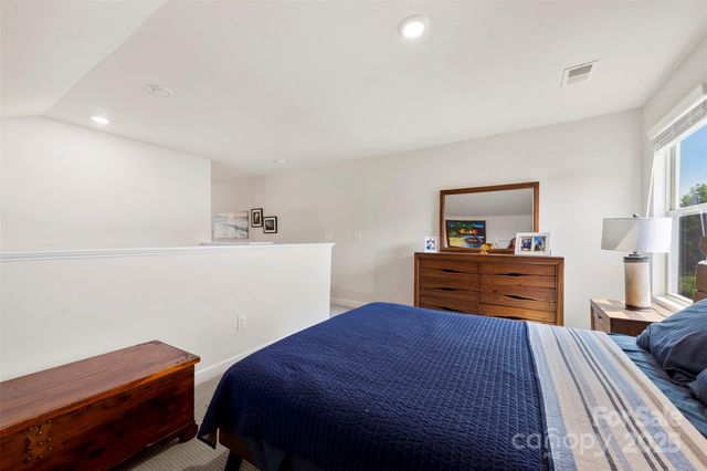 5727 Lavaux Court, Charlotte, NC 28214