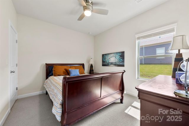 5727 Lavaux Court, Charlotte, NC 28214