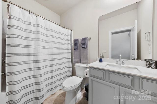 5727 Lavaux Court, Charlotte, NC 28214