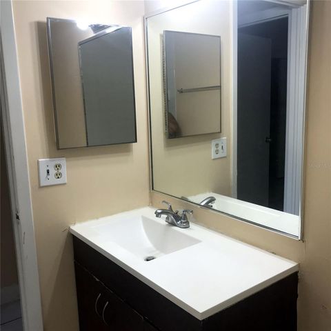 9119 TUDOR DRIVE E104, Tampa, FL 33615