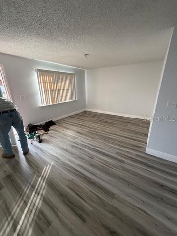 9119 TUDOR DRIVE E104, Tampa, FL 33615