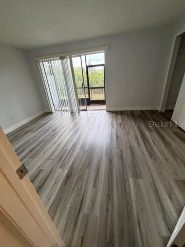 9119 TUDOR DRIVE E104, Tampa, FL 33615