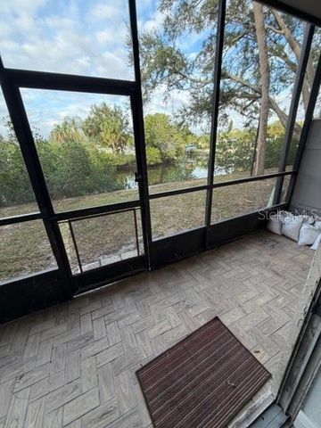 9119 TUDOR DRIVE E104, Tampa, FL 33615