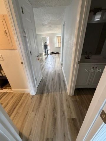 9119 TUDOR DRIVE E104, Tampa, FL 33615